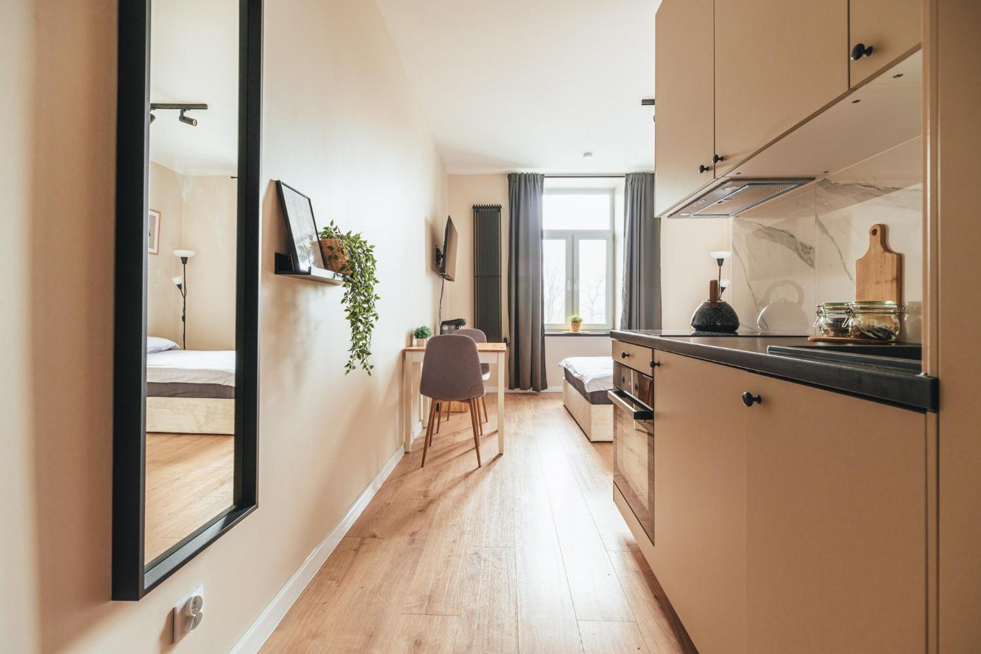 Przytulny Apartament Przy Dworcu Radom Luaran gambar